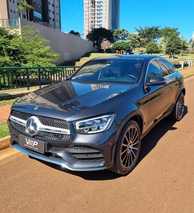 MERCEDES-BENZ GLC 300 2.0 CGI GASOLINA COUPÉ 4MATIC 9G-TRONIC